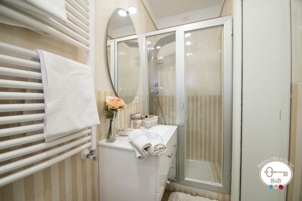 B&B Salerno Chic In Center Exterior photo