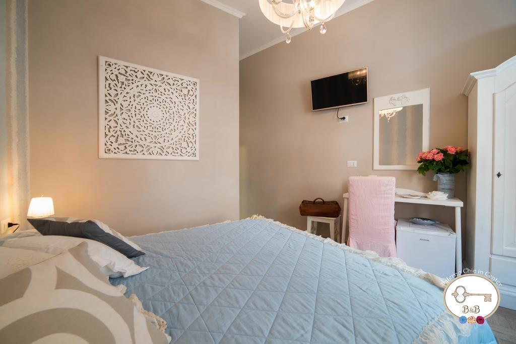 B&B Salerno Chic In Center Exterior photo