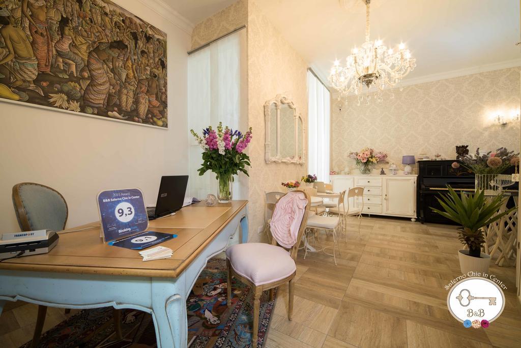 B&B Salerno Chic In Center Exterior photo