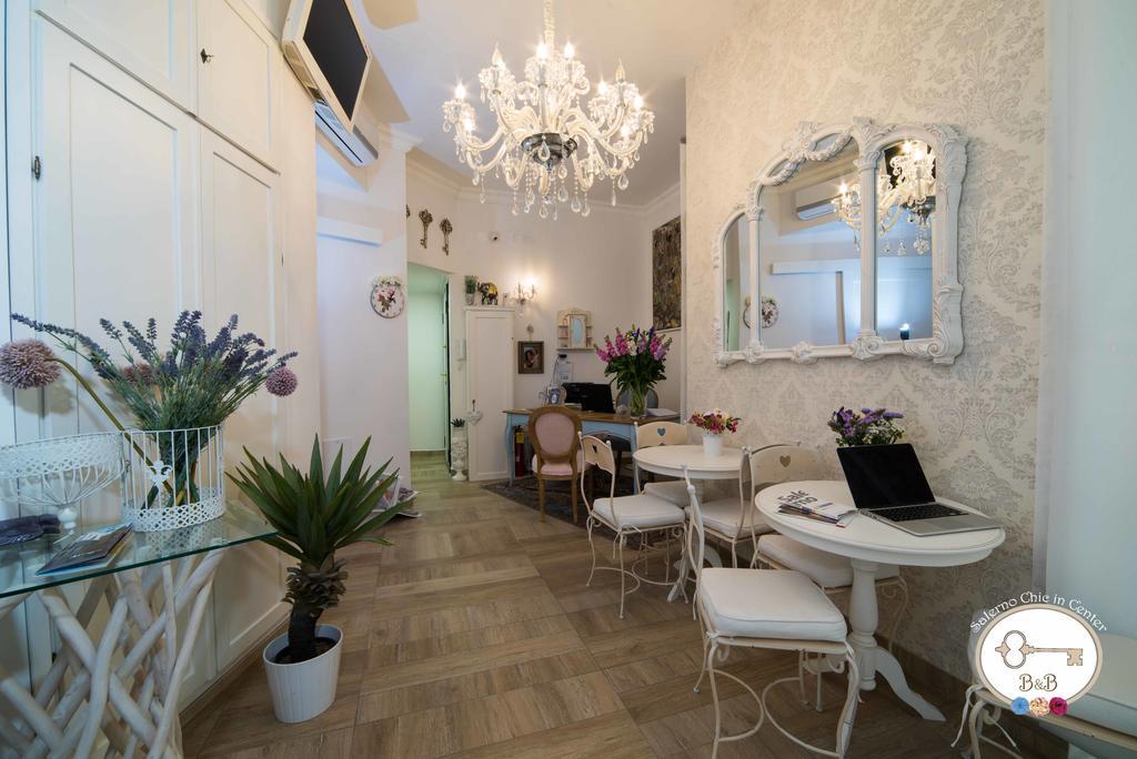 B&B Salerno Chic In Center Exterior photo